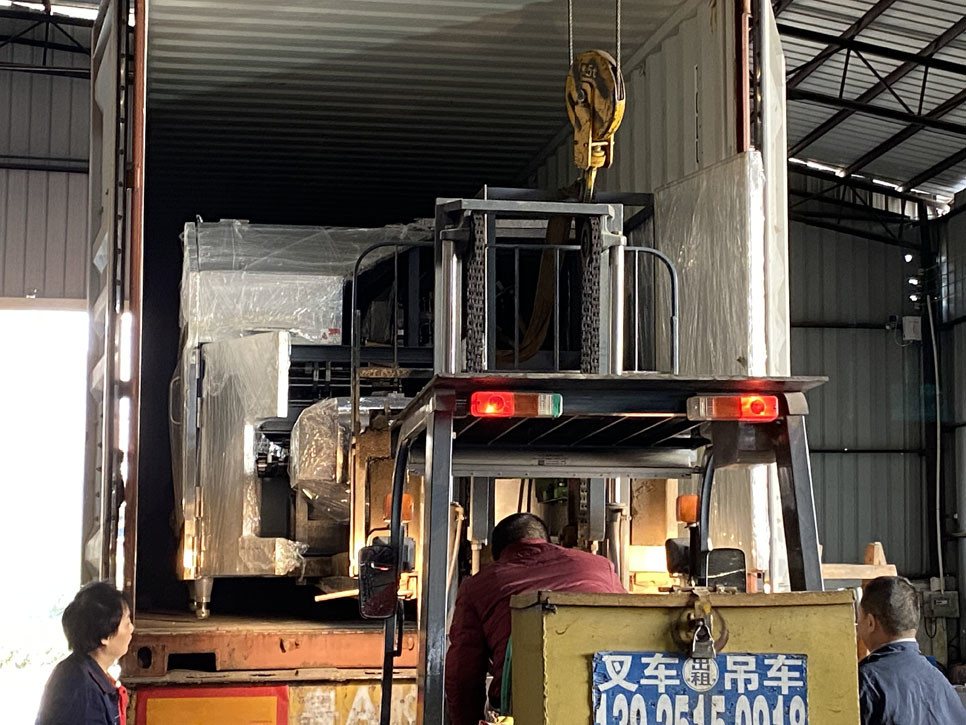 PLC Flat Shape 3.37kw Automatic Sugar Cone Making Machine