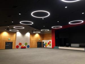 Wholesale 4'x8' Auditorium Oak Veneer Timber Microperforated Sound Absorbing Wall Acoustic Panels from china suppliers