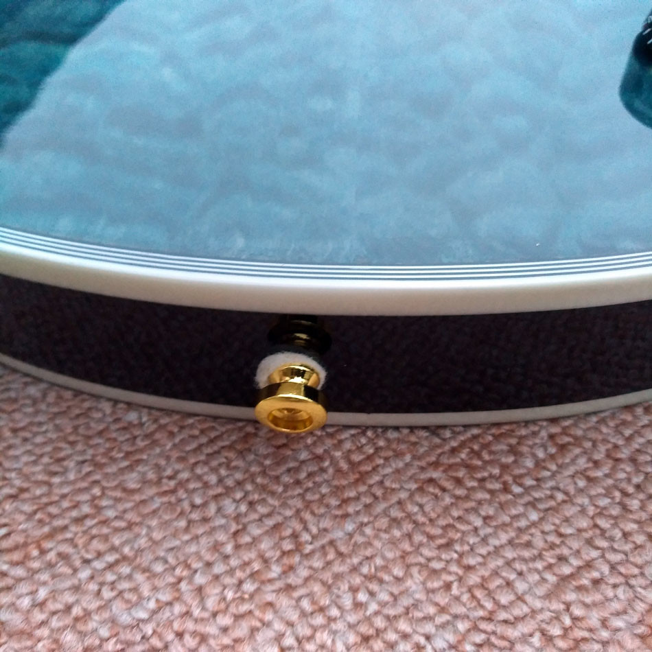 New style high quality custom LP Style electric guitar Gold Hardware in Blue Quilte Maple Electric Guitar Free Shipping