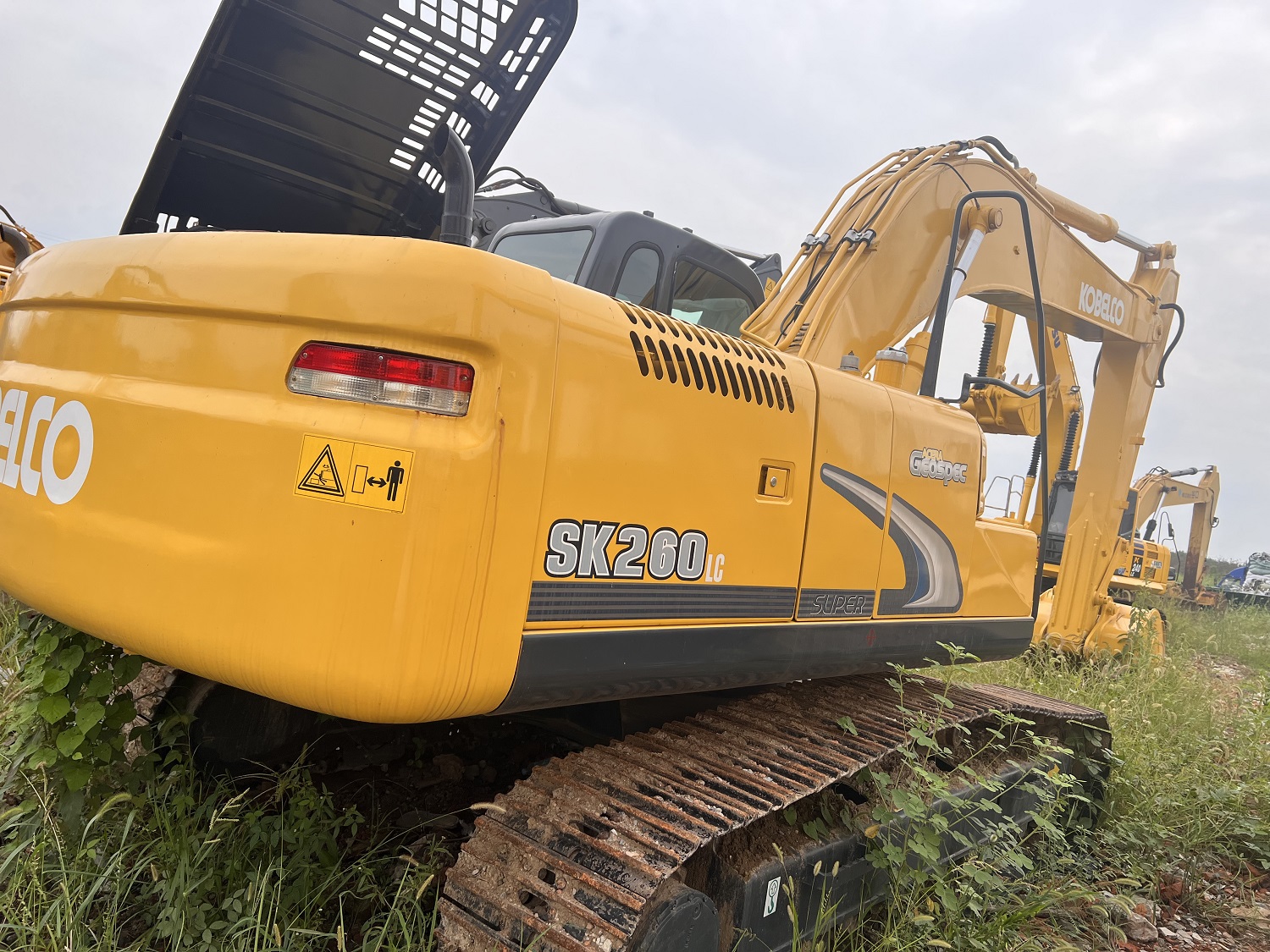 Used excavator Kobelco SK260 second hand digger used machinery 26 ton hand earth digger used digger