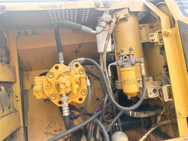 Earth Moving Used Cat 320BL Construction Machinery Original Hydraulic 20ton Digger