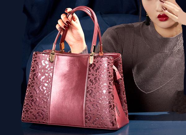 The new 2019 stylish lady's bag high-capacity middle-aged lady's bag fashion mom