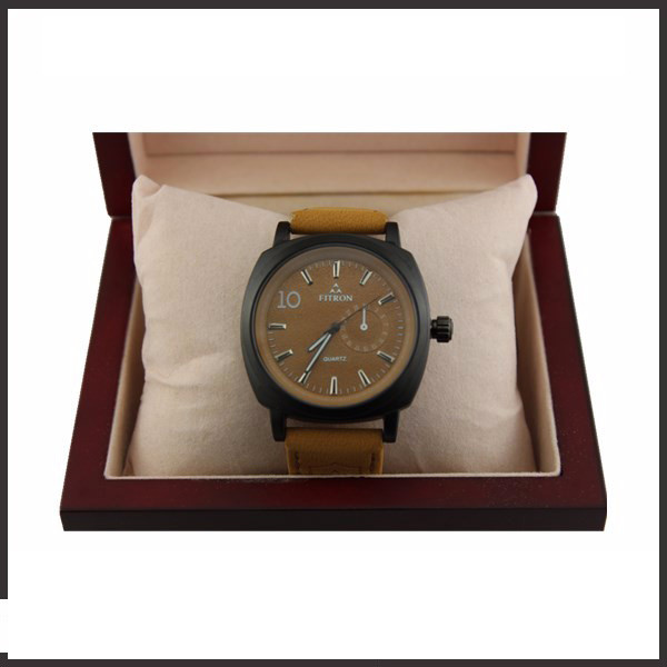 Coolest Luxury Men'S Quartz Watch , PU Belt Mens Casual Watches Shatter Resistant