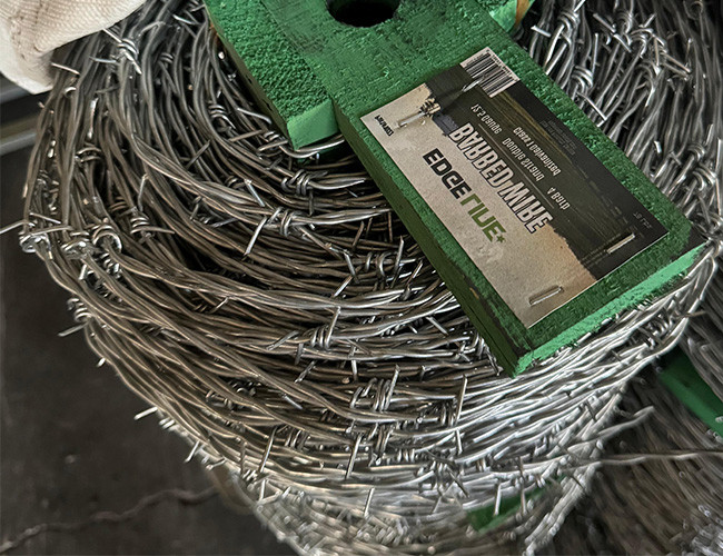 Farm Protection 50kg Double Strand Traditional Twist Barbed Wire Roll