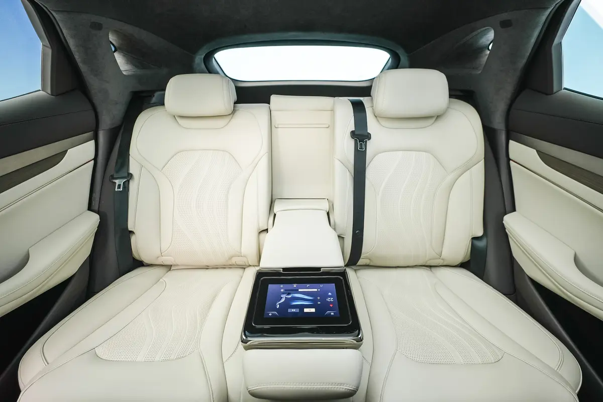 New Energy Denza N7 Ultra 630km 5seats Energy Vehicles