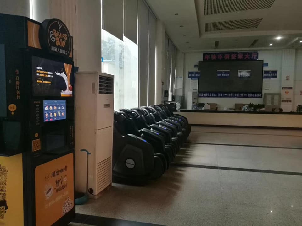 EVOACAS Protein Shake Vending Machine MACIN8C-300-90-00 vending robot gym