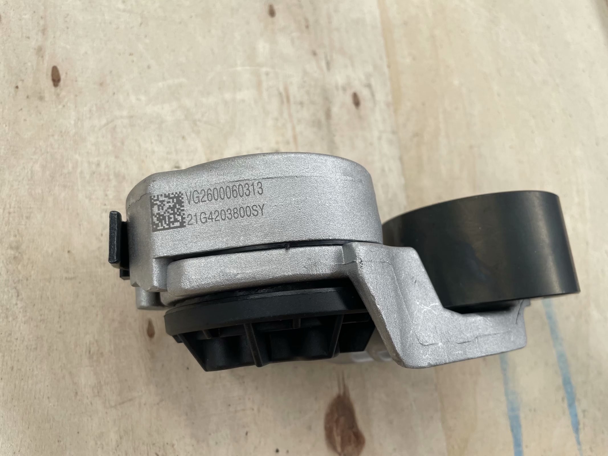 Original Tensioner Sino Truck Spare Parts VG2600060313