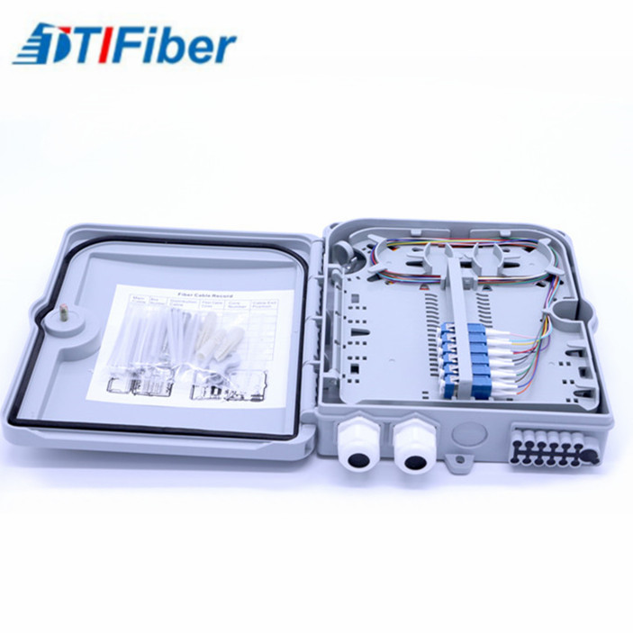 Wall Mounted FDB-16C Fiber Optical Outdoor Distribution Box With PLC Splitter