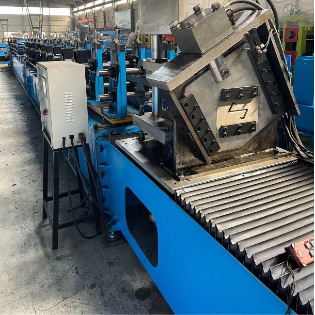 30m/Min Z Purlin Machine , Steel Roll Forming Machine For C Purlin