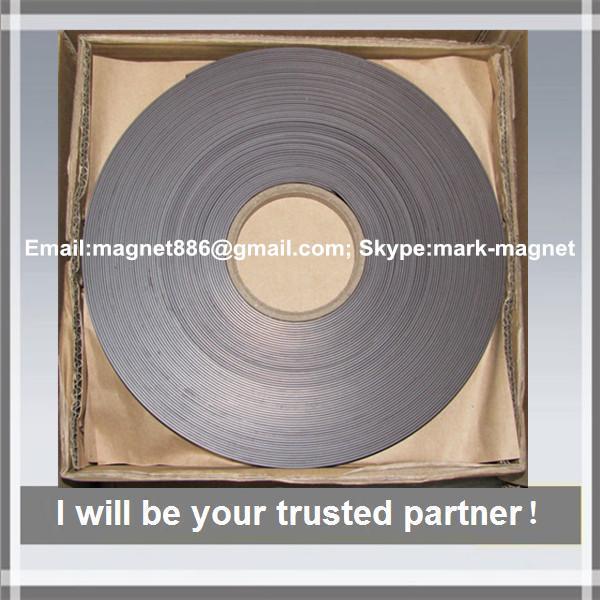 Quality Magnetic strip; Flexible rubber magnet strip Магнитная лента 12,7 тип А и B без клеевого слоя for sale