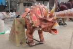Realistic Animatronic Red Triceratops Dinosaur Ride For Amusement Park