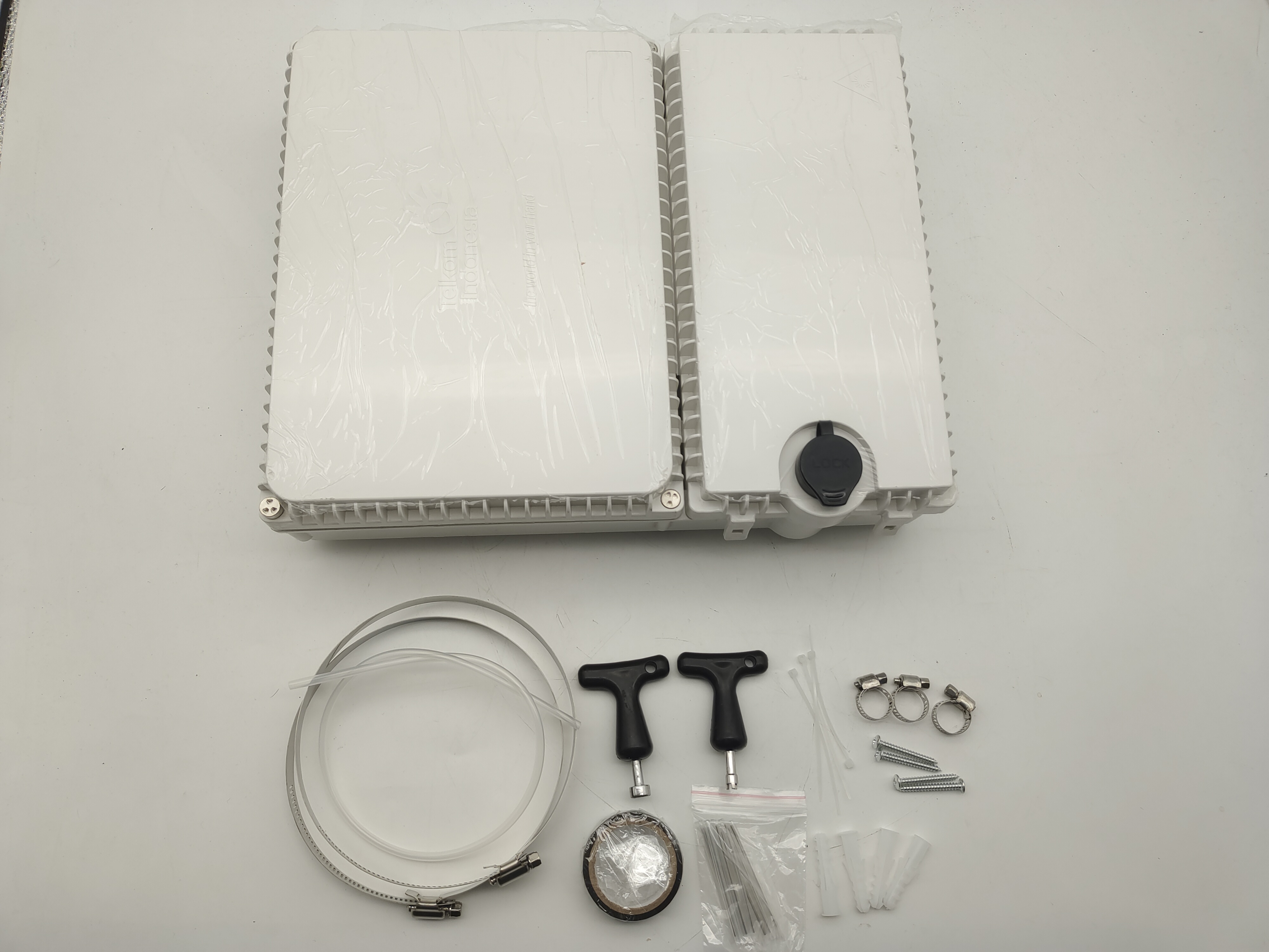 GS Certification 16 Core Fiber Optic Distribution Box for Indoor/Outdoor Applications
