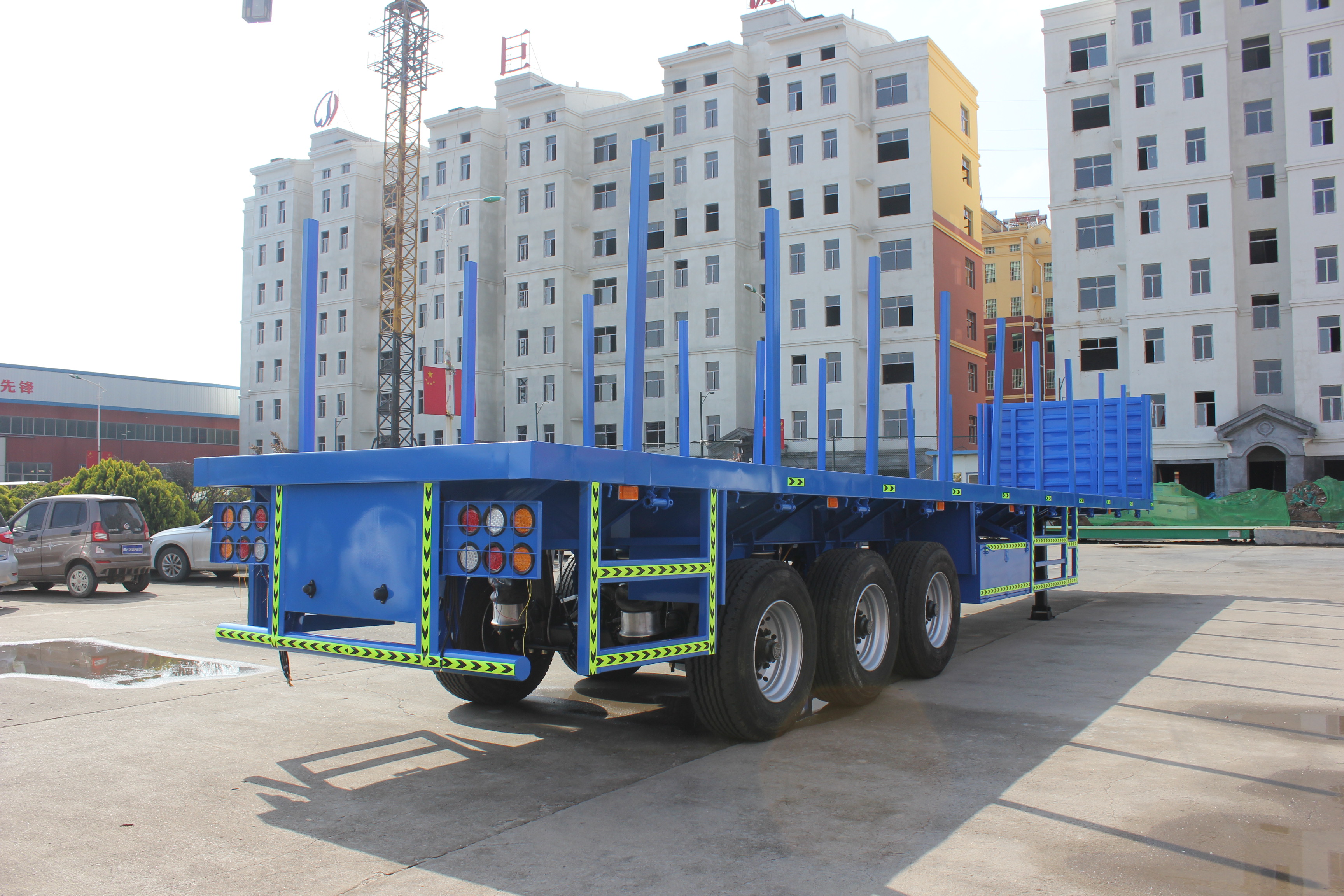 Leaf Spring Suspension 40ft/45ft Flatbed Semi Trailer for Easy Loading and Unloading