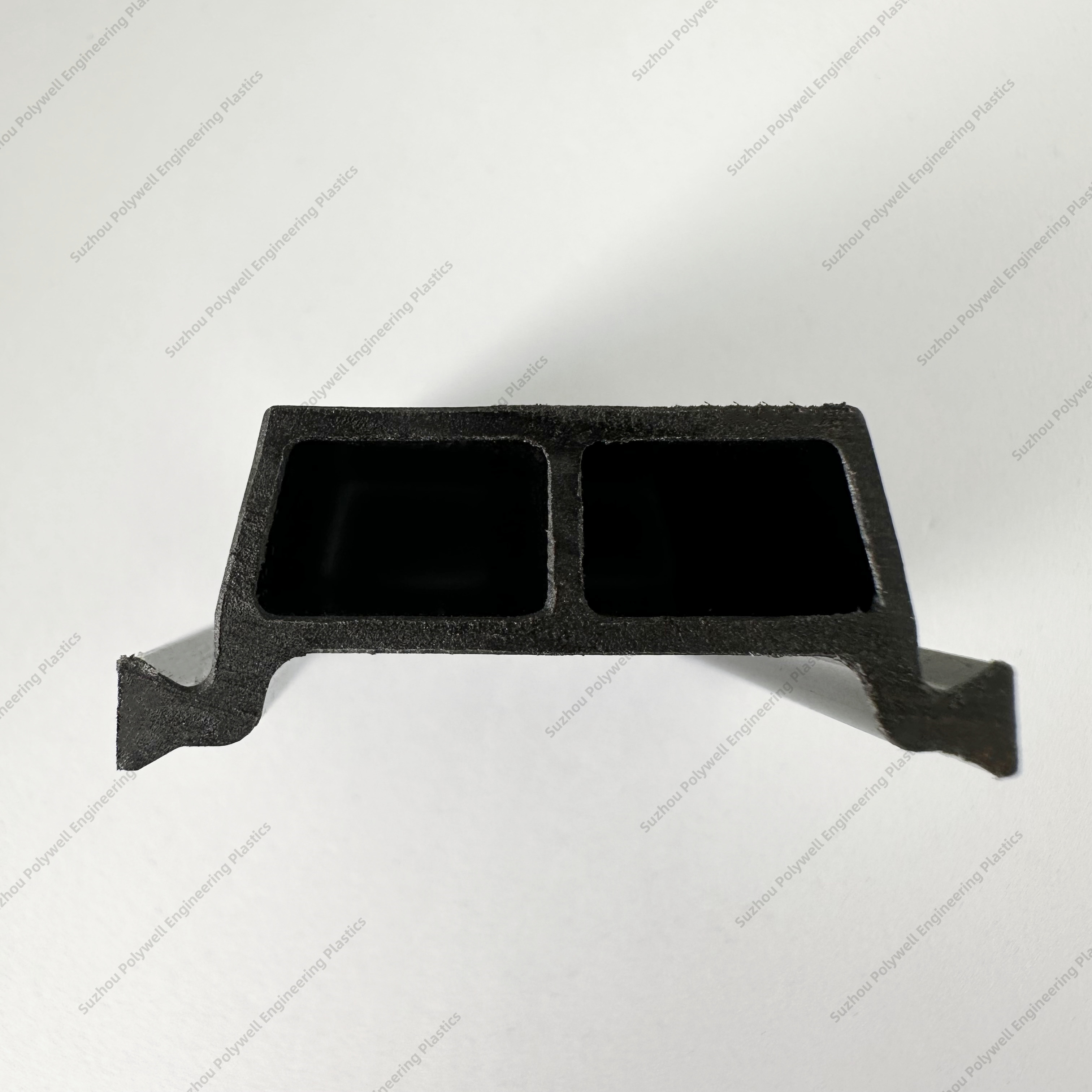 Flame Retardant Nylon PA66 Plastic Granules Glass Fiber Reinforced Engineering For Thermal Break Profile