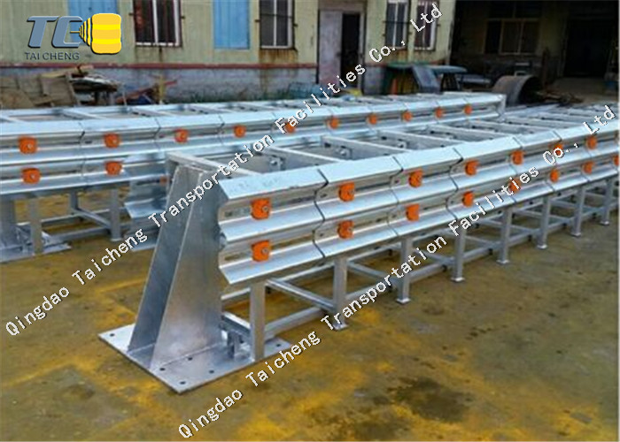 Traffic Safety Crash Cushion Anti Collision Steel Barrier for Sale Crash Cushion Attenuator