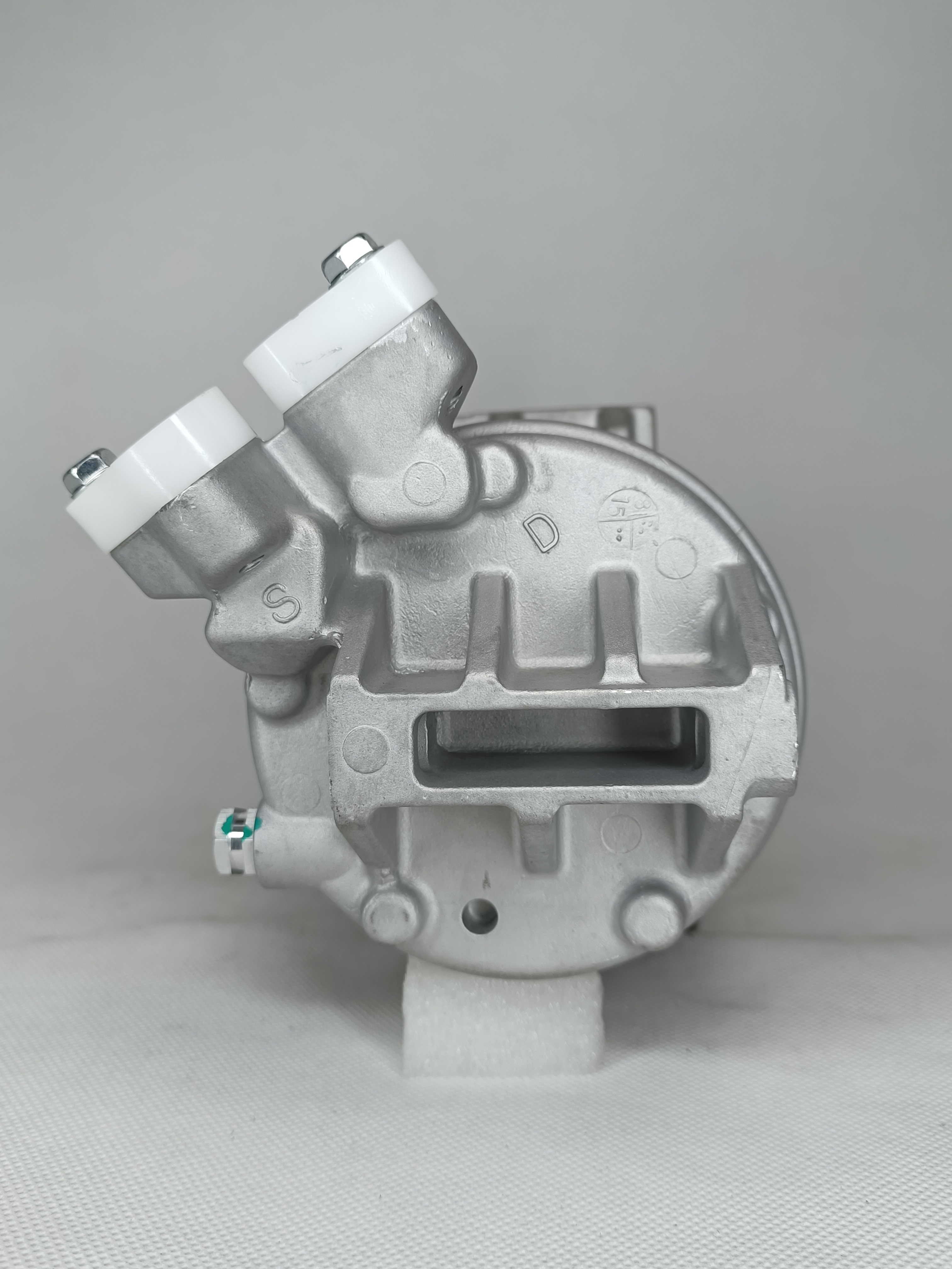 Auto 12V AC Compressor Assembly For Nissan TEANA‌2.0 OEM 92600JN30B