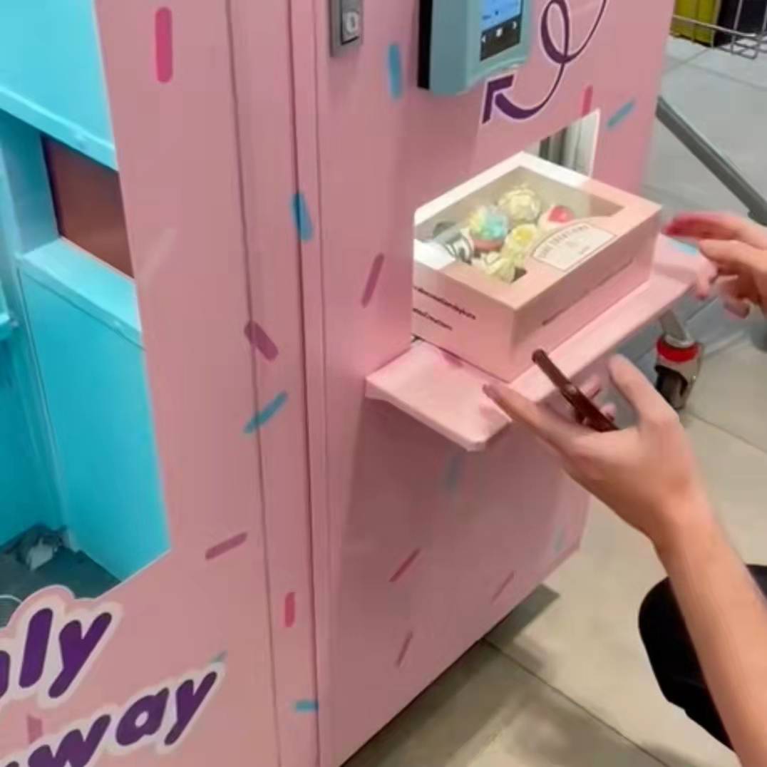 Macaron Vending Machine Cake Vending Machine Manufacturer In China With ISO9001