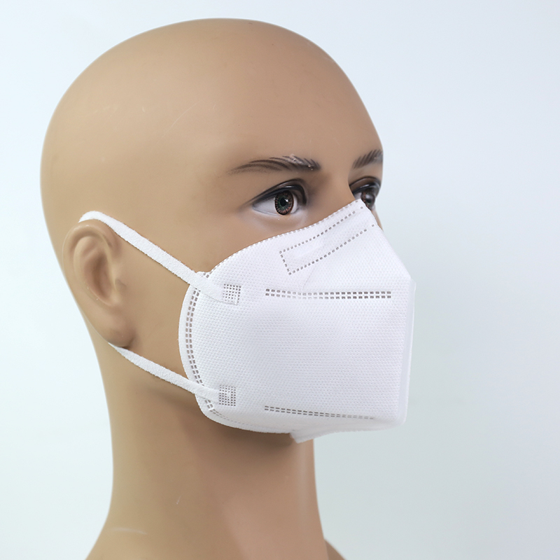 Adult KN95 Face Mask Anti Fog / Haze Dustproof Non Woven Fabrics Safety