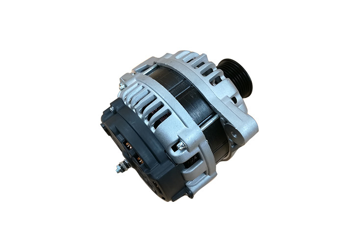 OE NO 5801315646 Truck Diesel Engine Alternator / Genlyon Spare Parts