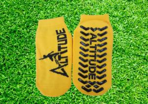 Wholesale Knitted Non Slip Grips Ankle Socks Surge Bounce Trampoline Park Socks from china suppliers