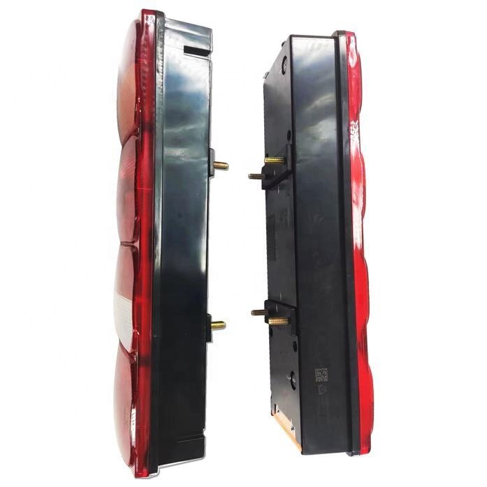 Replace/Repair WG9925810002 Sinotruk HOWO A7 SITRAK With Side Marker Light 7 Function Combination Rear Right Light