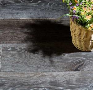 Wholesale Classic Oak Wooden Floor from china suppliers