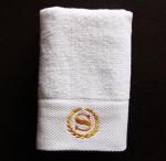 100% cotton white satin jacquard hotel towel sets with logo for promotion