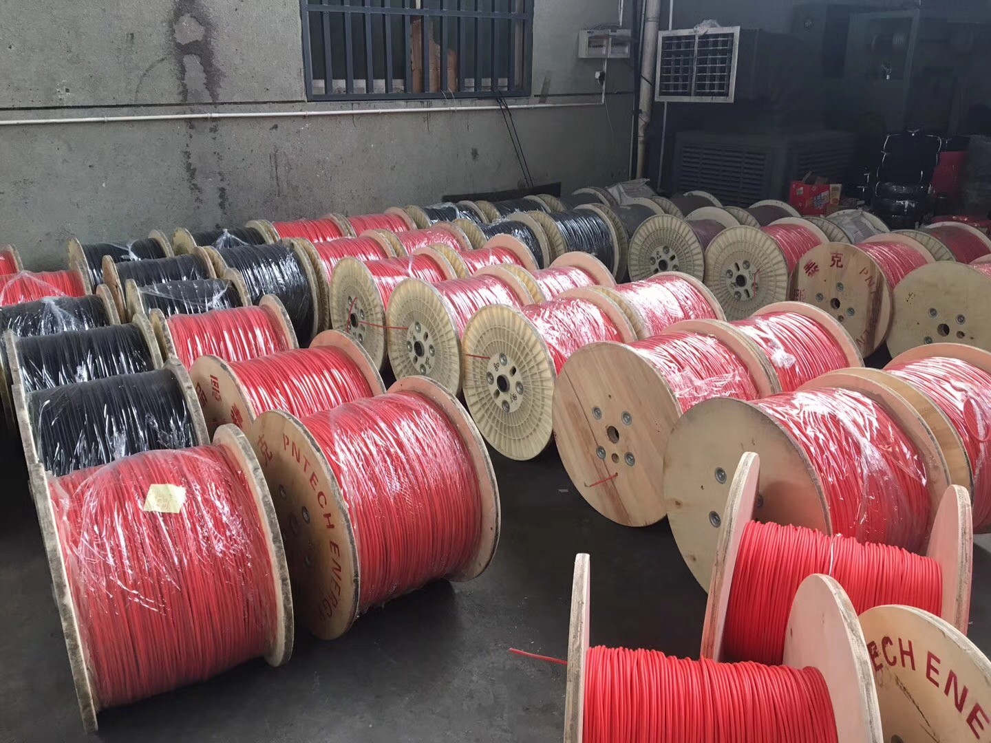 Hydrolysis Resistant Single Core Solar Cable Compatible To All Popular Connectors