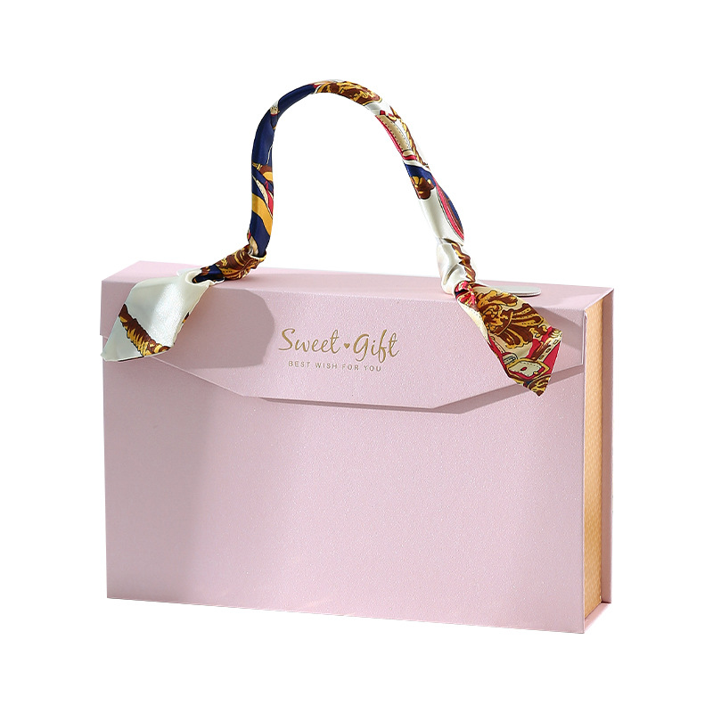 Customized Thickness Paperboard Liner Type Magnetic Gift Box for Skincare Packaging