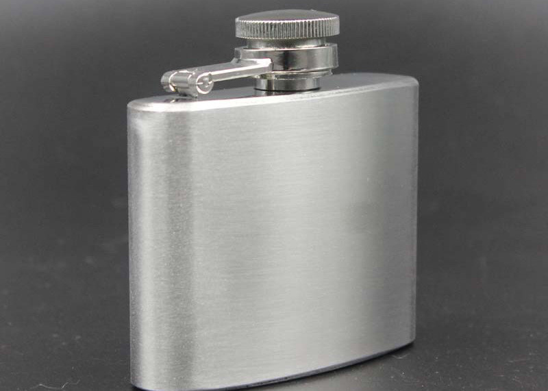 High End Outdoor Travel Hip Flask / 2oz Hip Flask Scratch Resistant