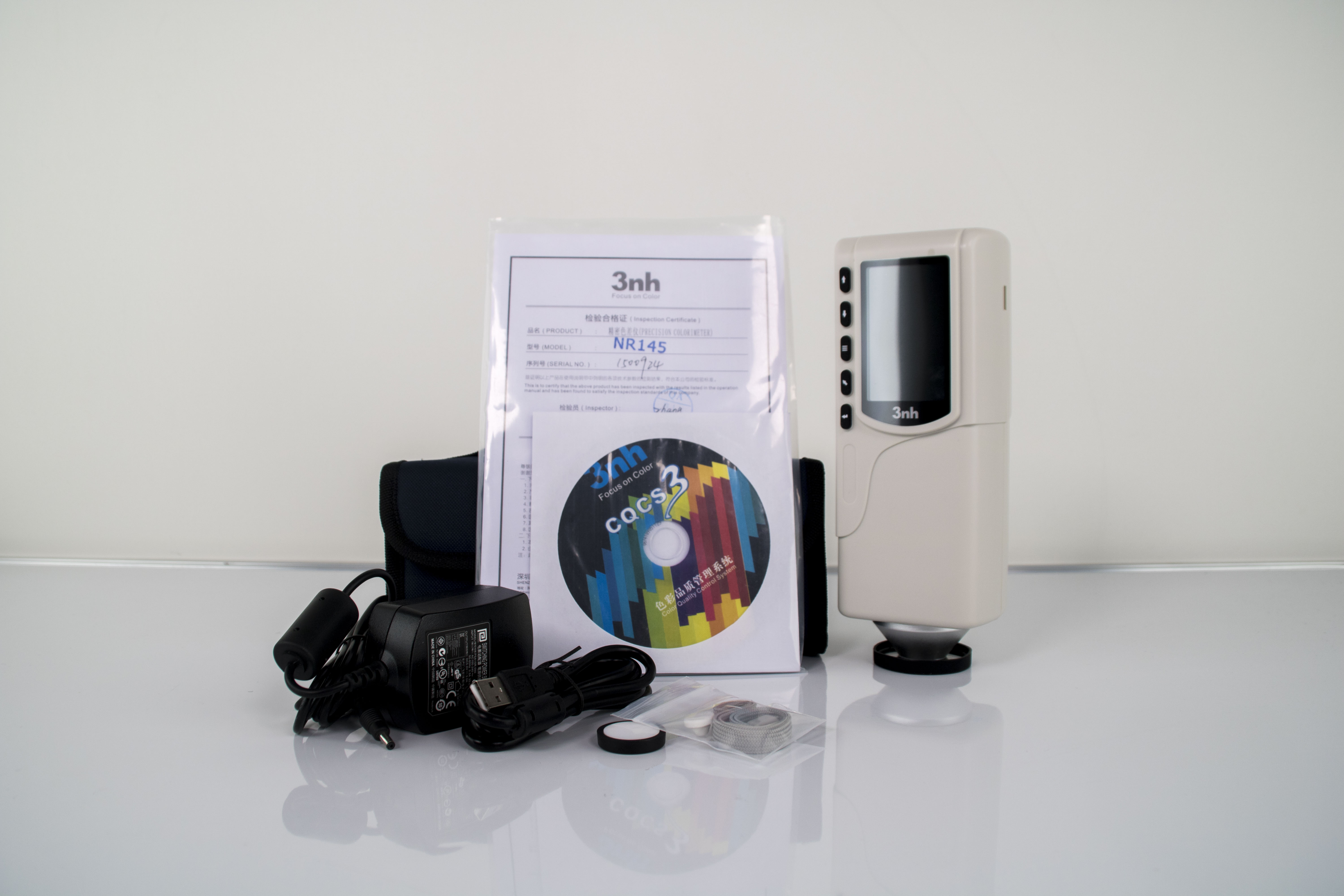 45/0 Precision Colorimeter 3NH NR145 Color Difference Meter with CIE LAB Delta E Color Space and 8mm aperture