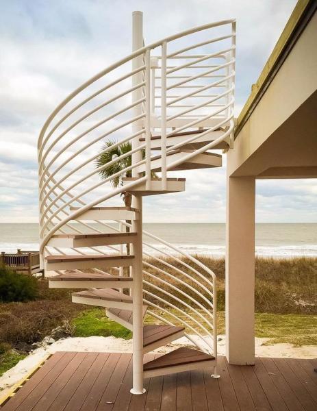 Used Metal External Outdoor Spiral Staircases Solid Wood / Laminated Tempered