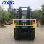 Japan Engine Counterbalance Forklift Truck With Cabin 1070mm Fork Length