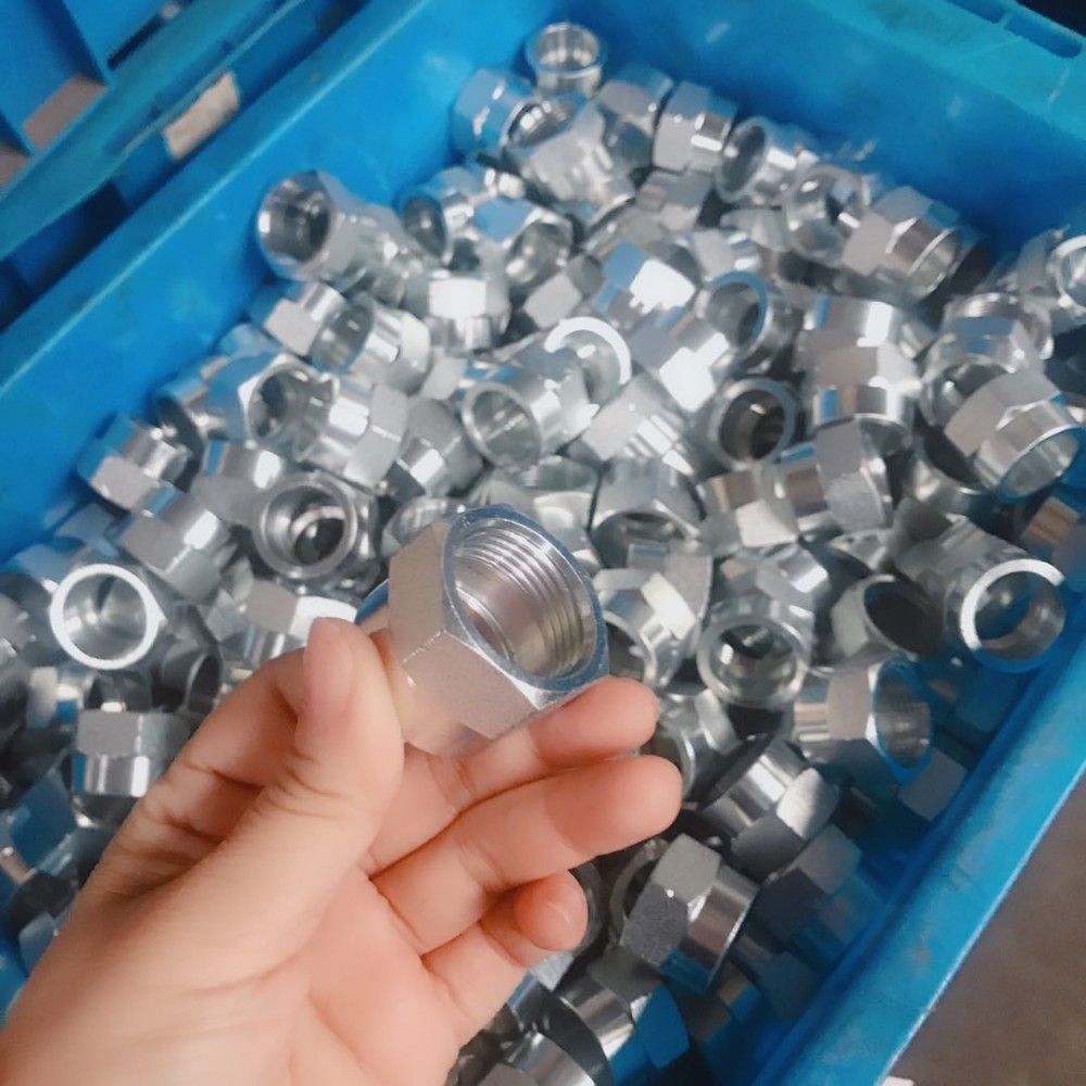 BSP Garden Swivel 0.080 Kg Hydraulic Adapter Fittings