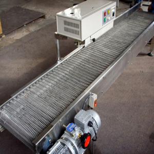 Wholesale Stainless Steel Shipping Roller Conveyor Conveyor For Food Making Machine from china suppliers