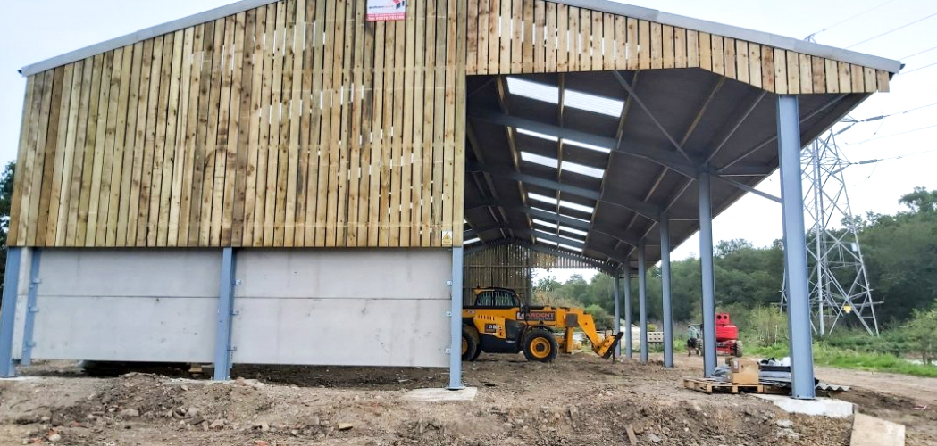 CE/ ISO9001 Prefab Hay Barn Hay Storage Building Kits Long Fatigue Life