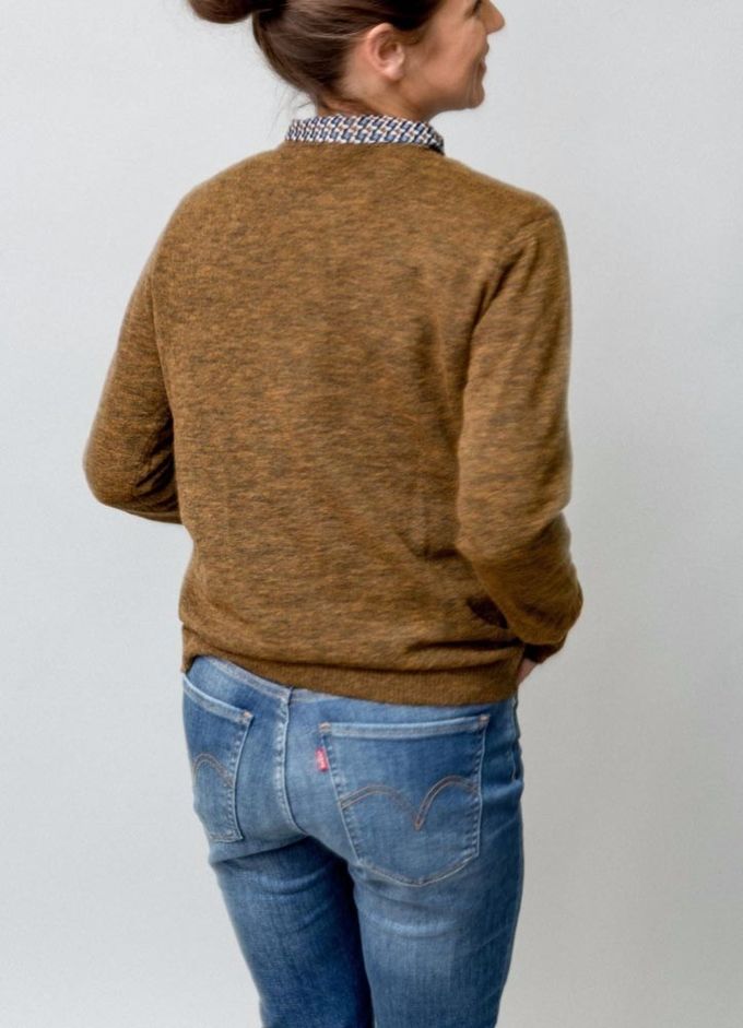 WOMEN'S 33% SUPERFINE ALPACA, 32% EXTRAFINE MERINO WOOL, 35% POLYAMIDE KNITTED SWEATER ( PULLOVER )