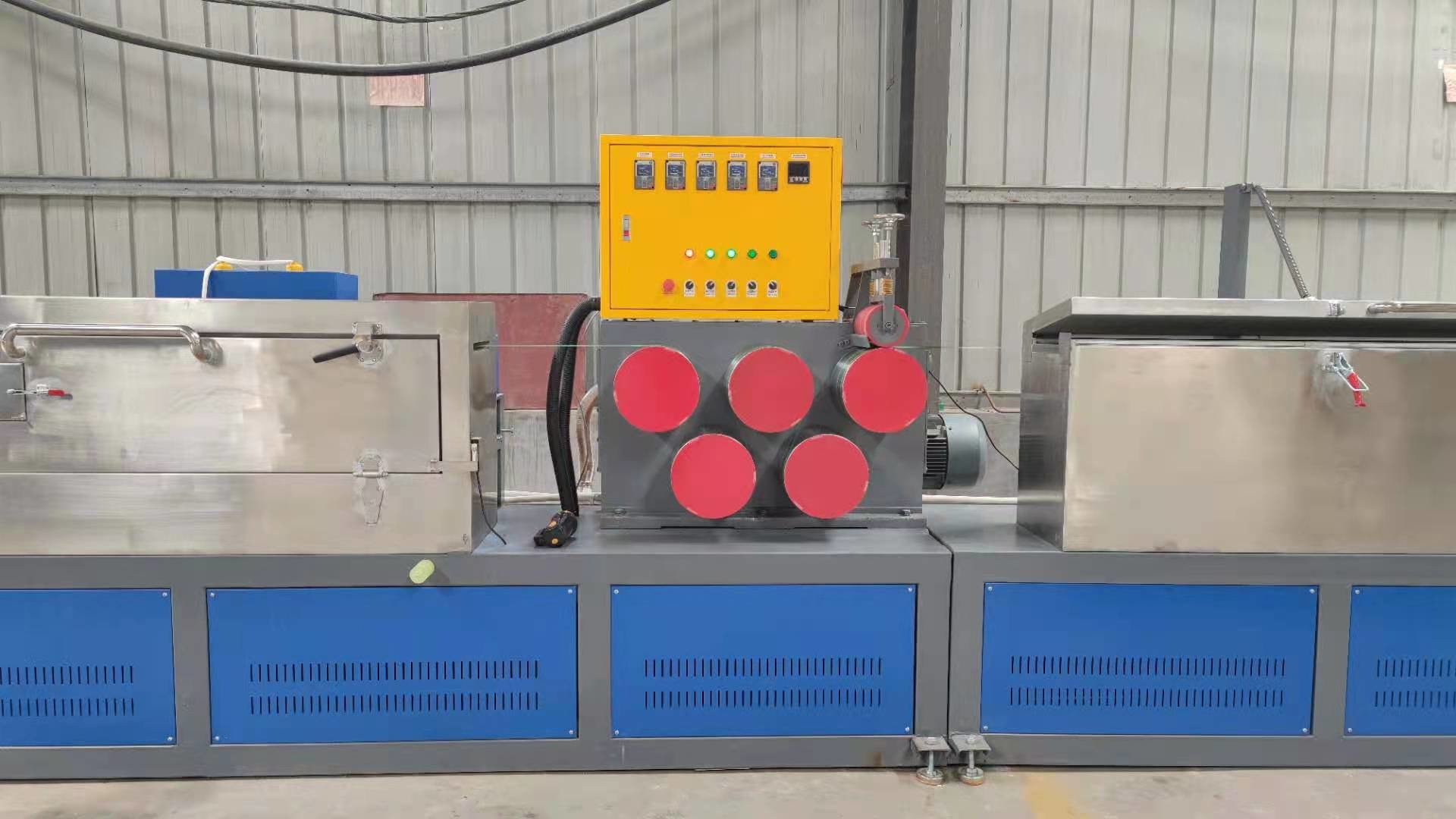 PET Packing Belt/Tape Extruding Machinery for Packing with 100% Recycled Bottle Flakes
