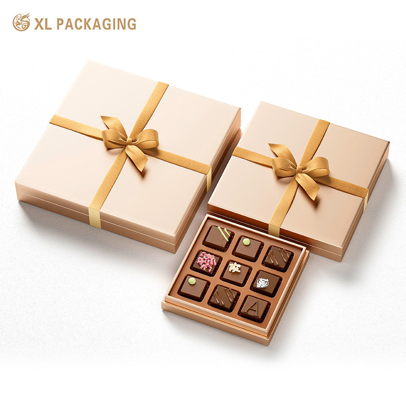 Embossed Custom CMYK Packaging Chocolate Candy Lid Base Artpaper Box with Ribbon Base