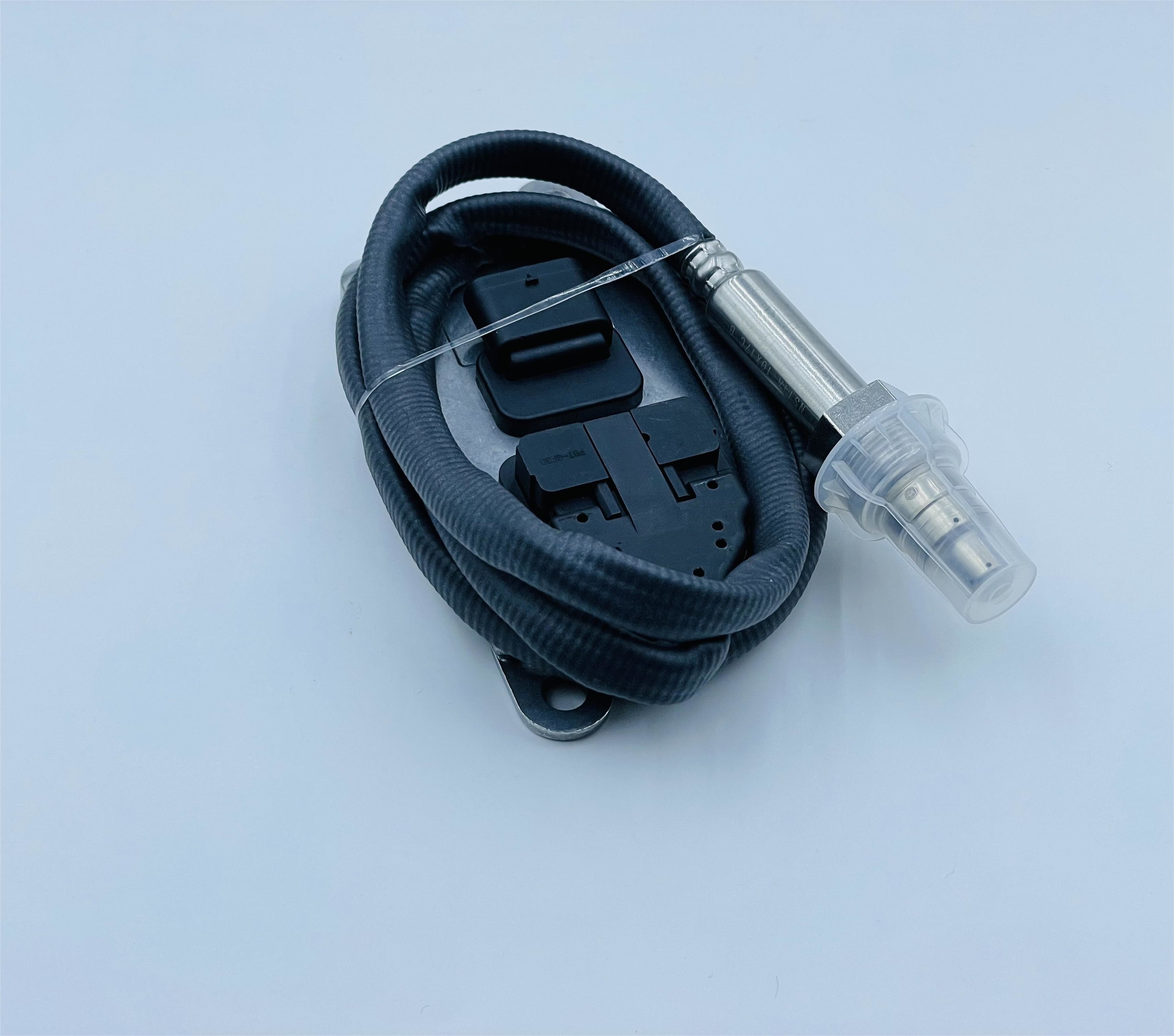 5WK96719B Nitrogen Oxide NOx Sensor For VOL Euro 6 FH/FM OEM 22219276