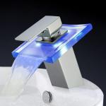 Brass Painting Surface Bathroom Basin Faucets With 5 Years Quality Guarantee