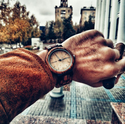 OEM ODM Supported Wooden Quartz Watch , Round Mens Wooden Wrist Watch