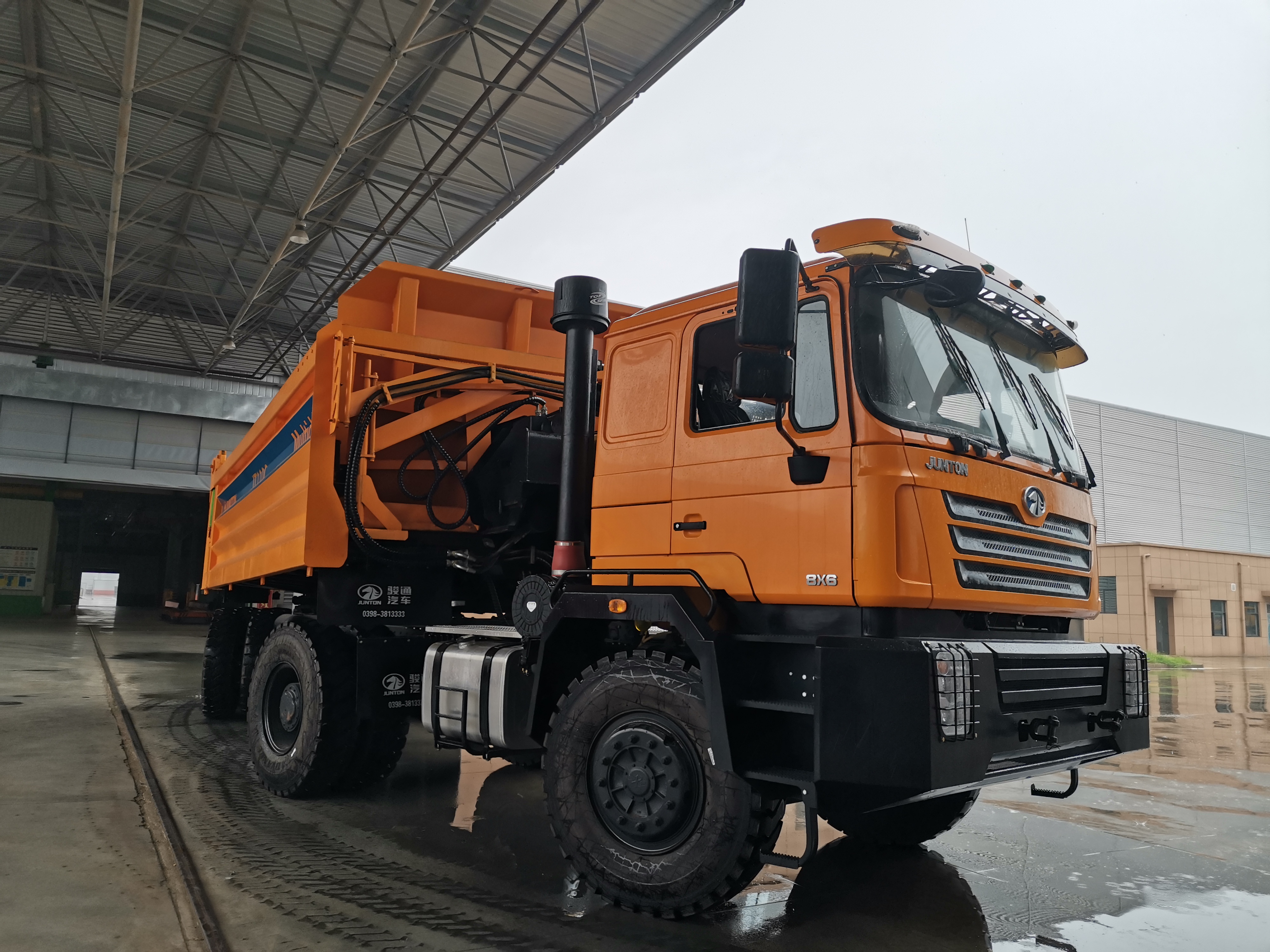 Articulated Truck 