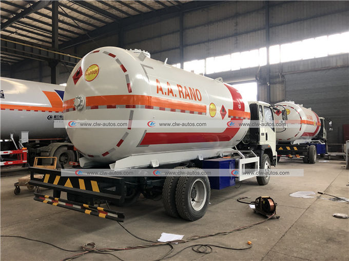 HOWO 5mt 5t 5tons LPG Dispenser Truck Cylinder Filling Tanker Truck