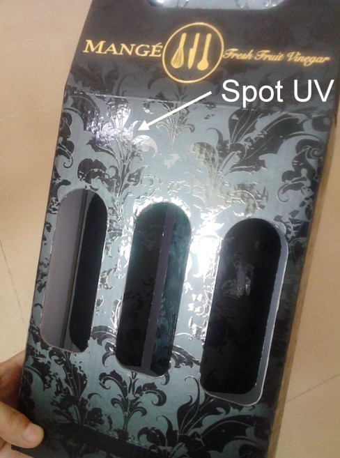 Custom printing logo corrugated folding cardboard box for oil bottle with spot UV