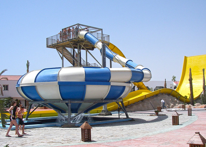 Fiberglass Material Huge Water Slide Water Play Equipment Erosion Resistant