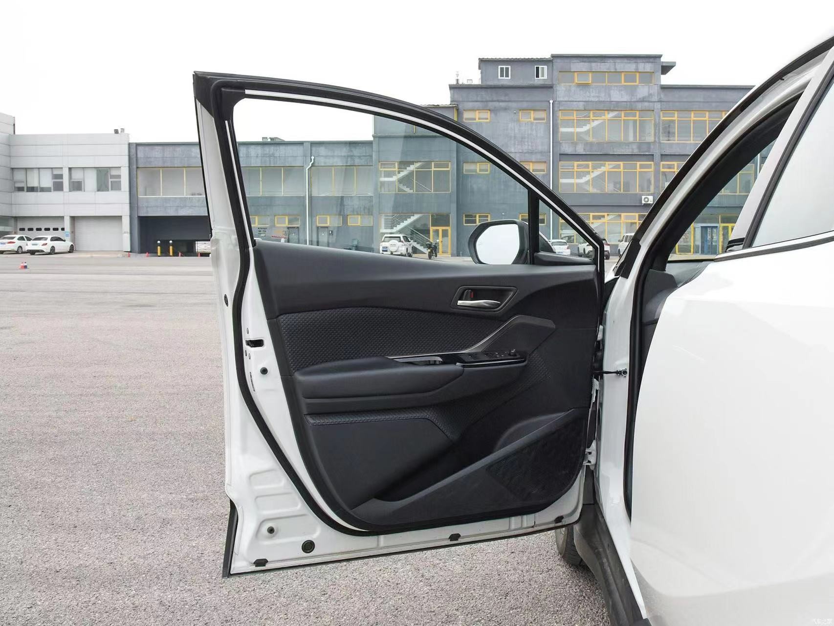 Toyota IZOA E Jinqing 2020 E. Zhizun Version 400km Small SUV EV New