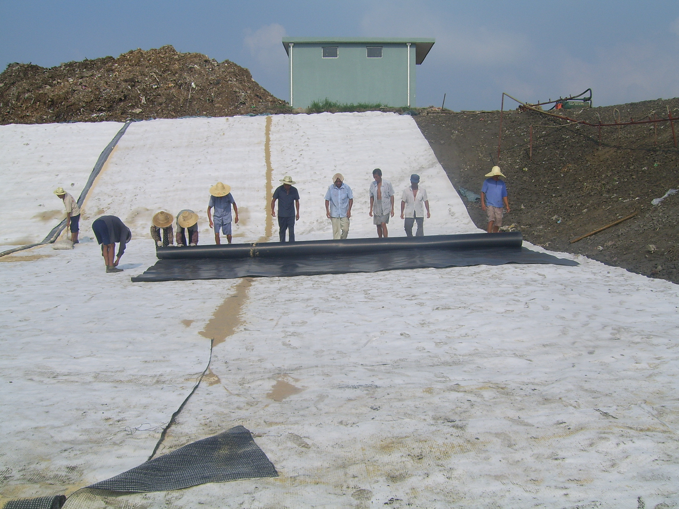3500g-8500g/m2 Bentonite Hydrain Mat Waterproof Blanket for Geosynthetic Clay Liners