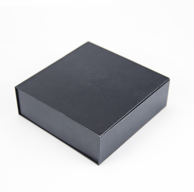 Cardboard Black Gift Packaging Box Custom CMYK And Pantone Color