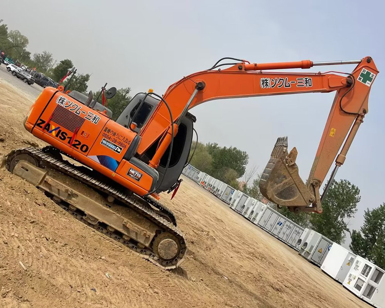 66Kw 2013 Secondhand Excavators Japan Radiator Hitachi EX-1-2 DS 120 2.5